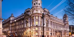 OHL vende el histórico Ministerio de la Guerra de Londres por cien millones
