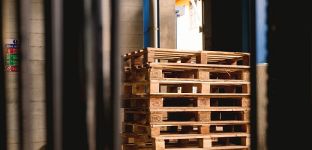 La contratación logística descendió un 29% el año pasado en Cataluña