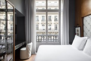 Amancio Ortega compra un hotel en París por 97 millones