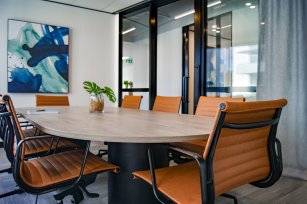 Las empresas buscan el equilibrio entre el modelo tradicional de oficinas y la gestión ágil