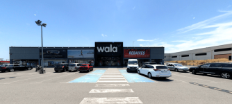 Corum compra una nave comercial a Wala