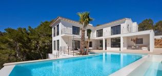 Cae del 10% los compradores extranjeros de vivienda por primera vez desde 2013