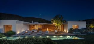 El gigante suizo WRE entra en España con una compra de lujo en Ibiza