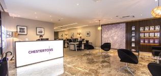 Chestertons acelera en España: 50 oficinas y 100 millones de facturación en 2025