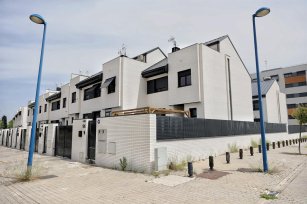 Las hipotecas sobre viviendas fijan récord en 15 años en septiembre y el tipo cae al 2,85%