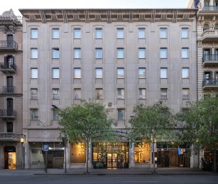 Catalonia Hotels & Resorts compra a Meridia dos hoteles en Barcelona y M&aacute;laga