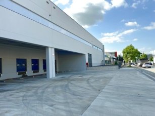 Urucat y Decero alquilan una nave logística de más de 9.500 metros cuadrados en Barcelona
