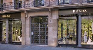 Los hijos de Isak Andic compran el local de Prada en paseo de Gràcia