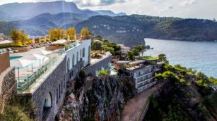 Deka Immobilien vende a Dubai Holding el complejo Port S&oacute;ller Hotel & Spa en Mallorca