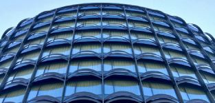 De moda a banca: Caixabank alquila los bajos comerciales de la antigua sede de Winterthur