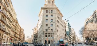 La banca enfría los ejes ‘prime’ a golpe de ‘flagship’