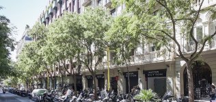 El fondo Eurostone compra dos edificios de uso mixto en el centro de Barcelona