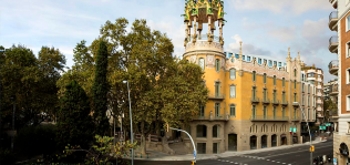 Nu&ntilde;ez y Navarro, caseros de Nike: el grupo alquila el edificio La Rotonda en Barcelona