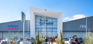 Cbre IM ultima la compra del centro comercial Parque Corredor por 250 millones
