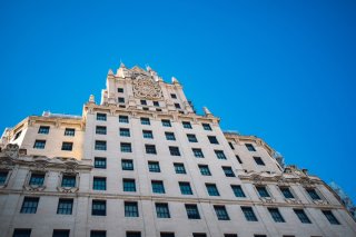 Telef&oacute;nica estudia la posible venta de su emblem&aacute;tico edificio de Gran V&iacute;a