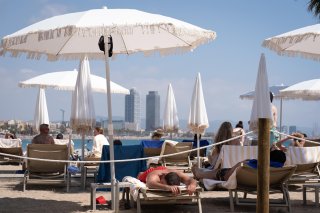 Espa&ntilde;a recibe 44,5 millones de visitantes hasta junio que gastan 60.000 millones, un 7,5% m&aacute;s