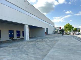 Urucat y Decero alquilan una nave logística de más de 9.500 metros cuadrados en Barcelona